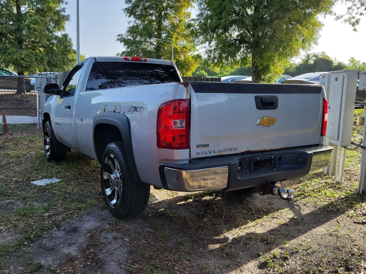 2012 Chevrolet Silverado 1500 Work Truck thumbnail 7