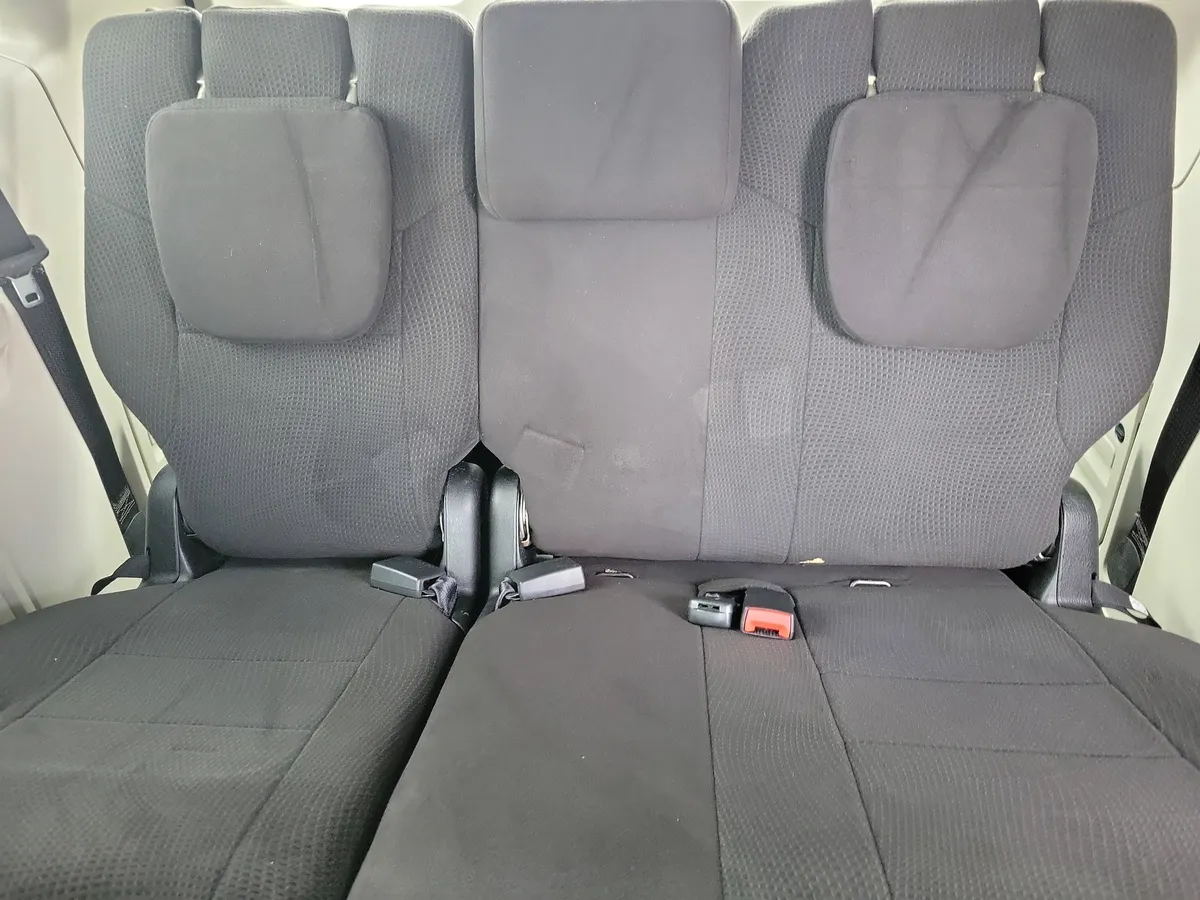 2012 Dodge Grand Caravan SXT thumbnail 8