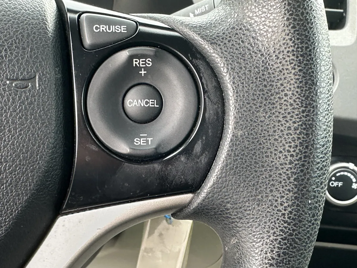 2012 Honda Civic LX thumbnail 19
