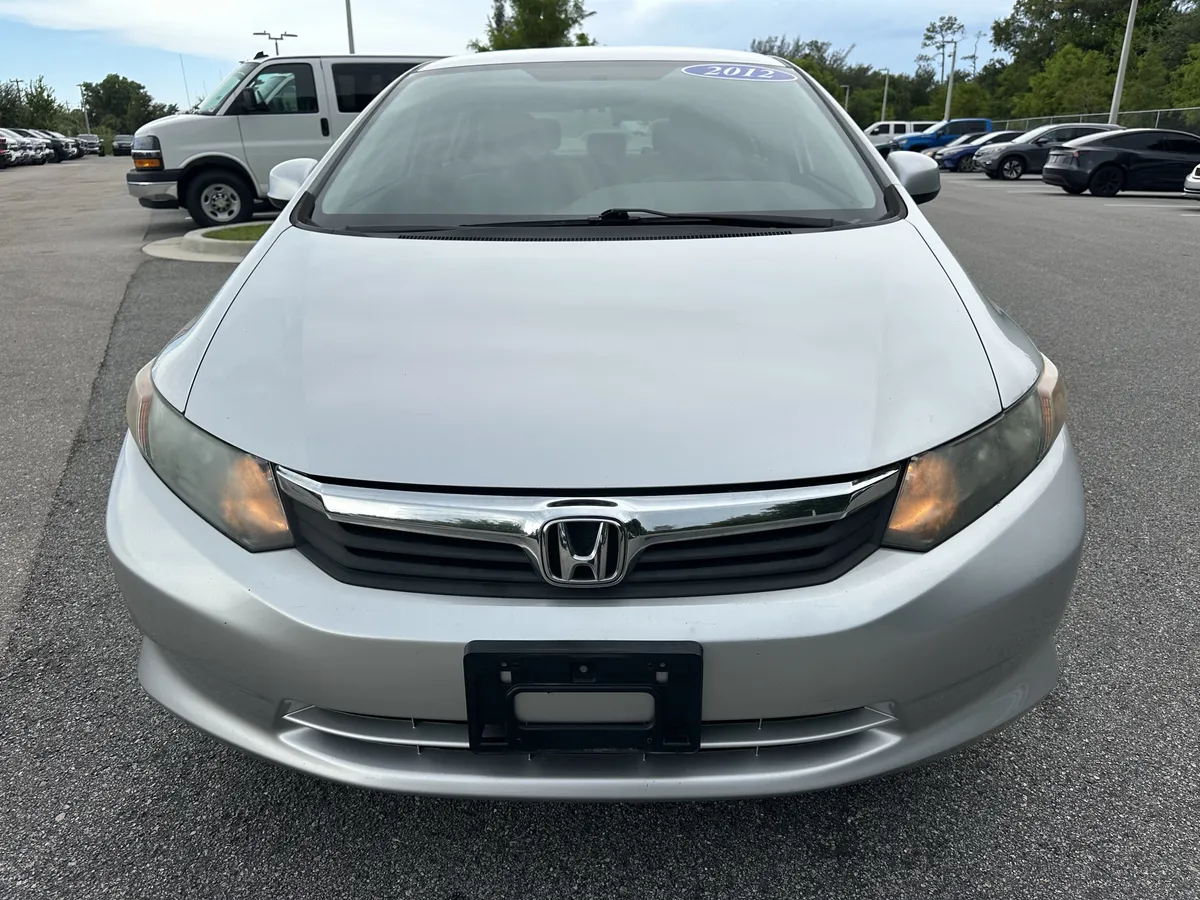 2012 Honda Civic LX thumbnail 2