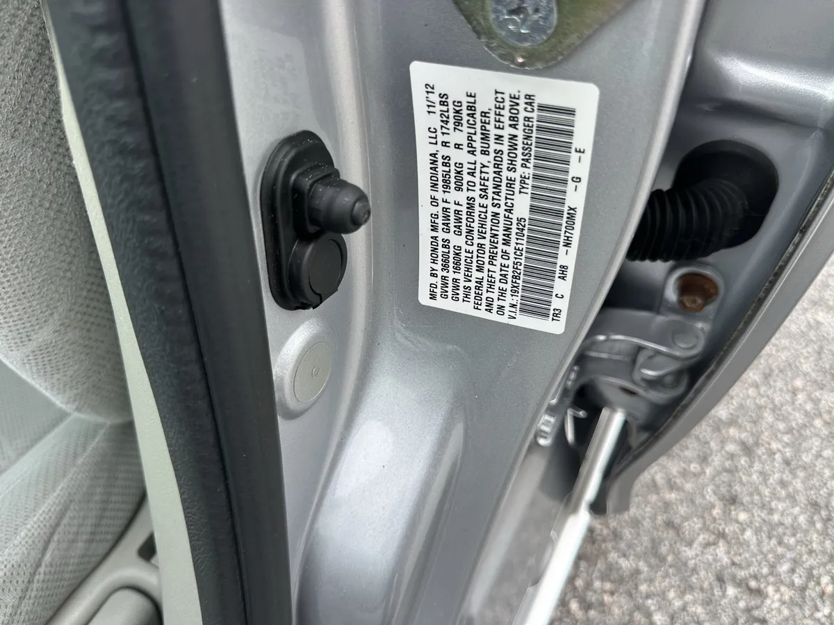 2012 Honda Civic LX thumbnail 36