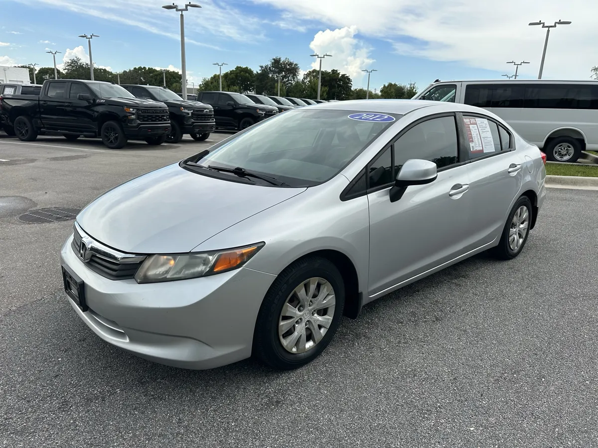 2012 Honda Civic LX thumbnail 4