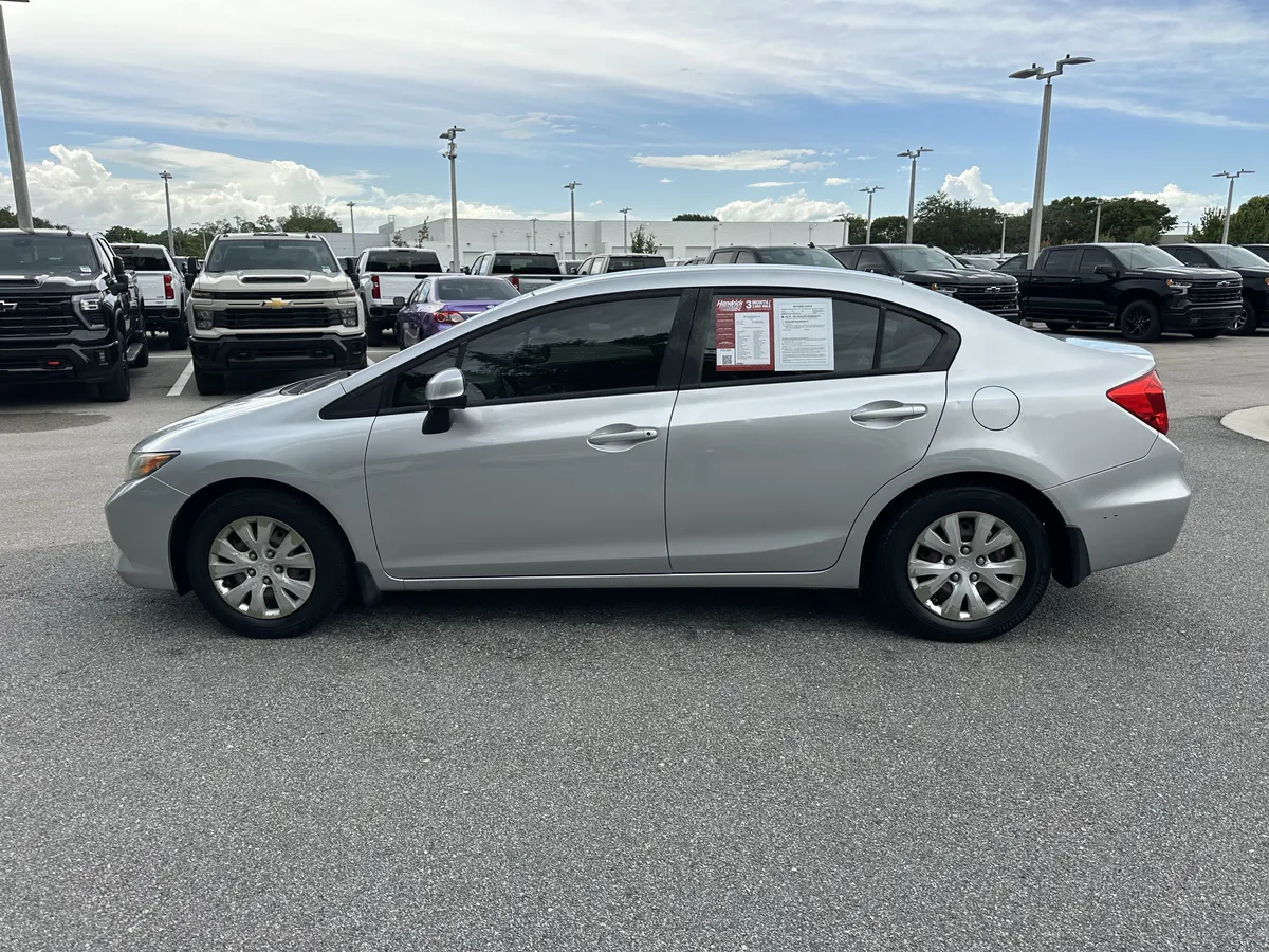 2012 Honda Civic LX thumbnail 5
