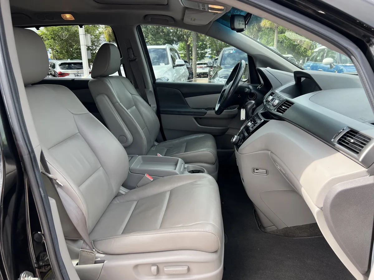 2012 Honda Odyssey EX-L thumbnail 31