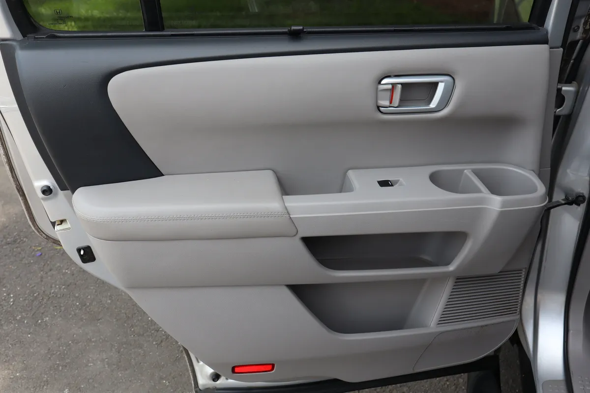 2012 Honda Pilot Touring thumbnail 27