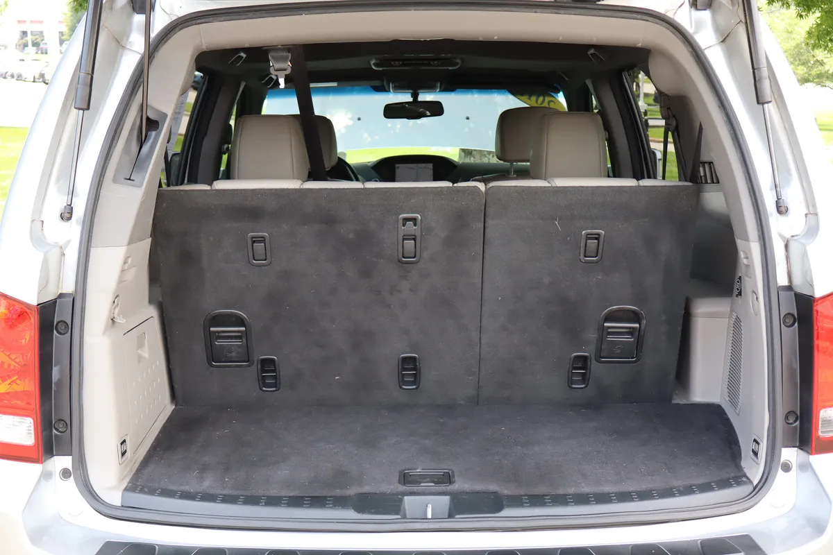 2012 Honda Pilot Touring thumbnail 30