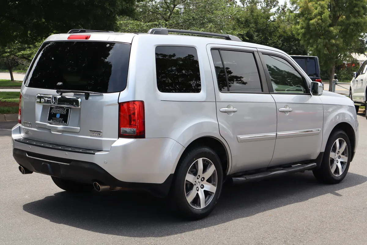 2012 Honda Pilot Touring thumbnail 8