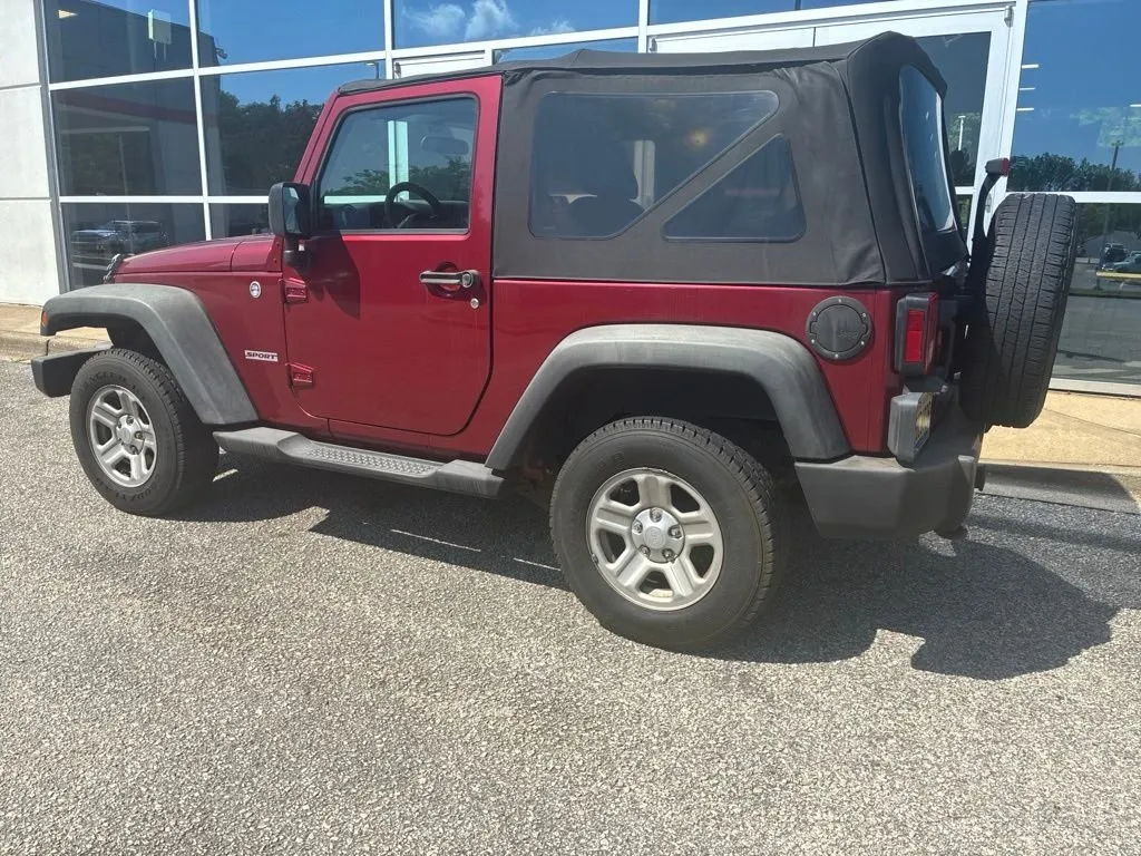 2012 Jeep Wrangler Sport thumbnail 2