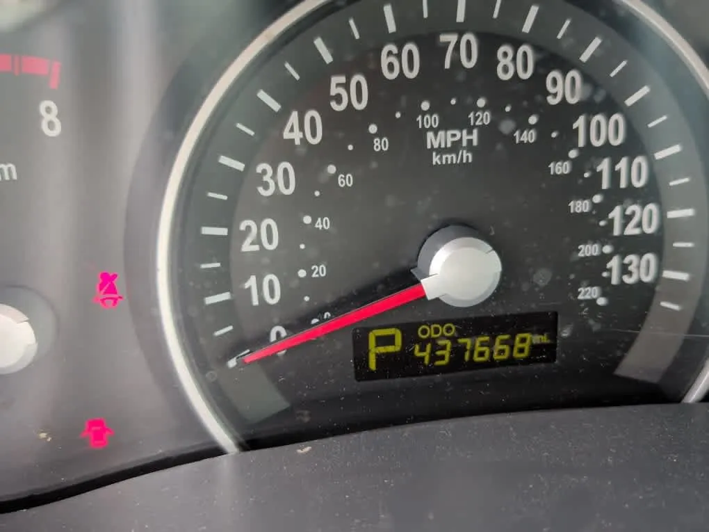 2012 KIA SEDONA EX thumbnail 3