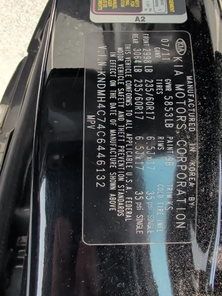 2012 KIA SEDONA EX thumbnail 4