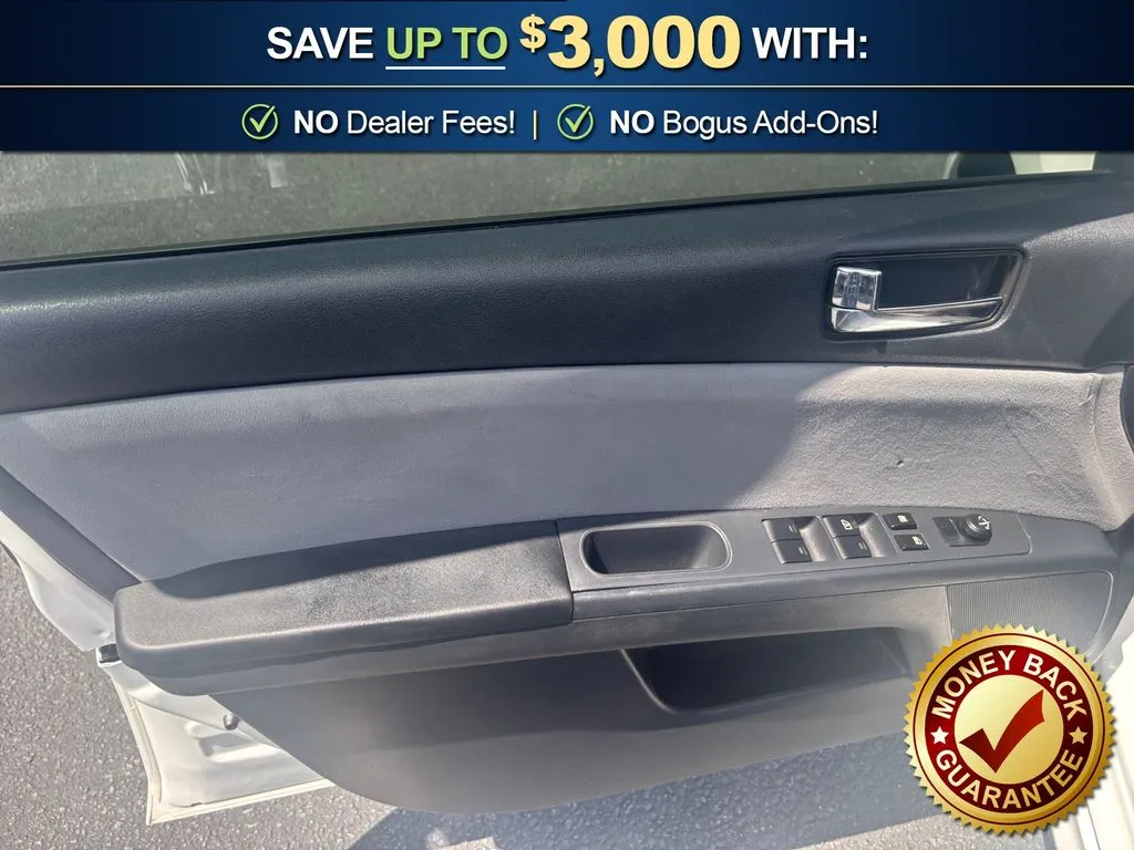2012 Nissan Sentra 2.0 SR thumbnail 16