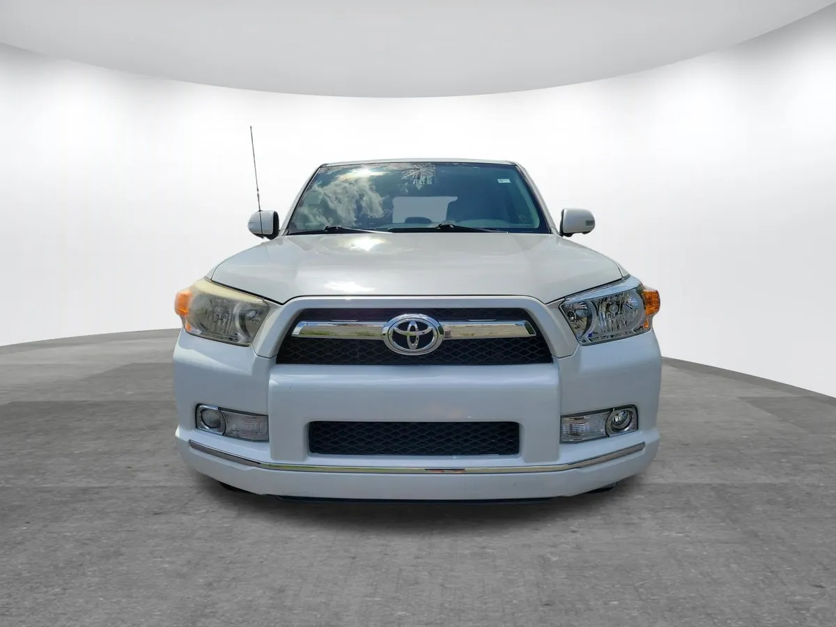 2012 Toyota 4Runner Limited thumbnail 18