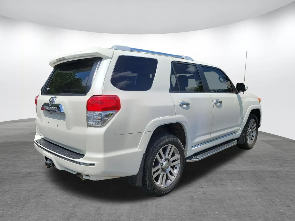 2012 Toyota 4Runner Limited thumbnail 21