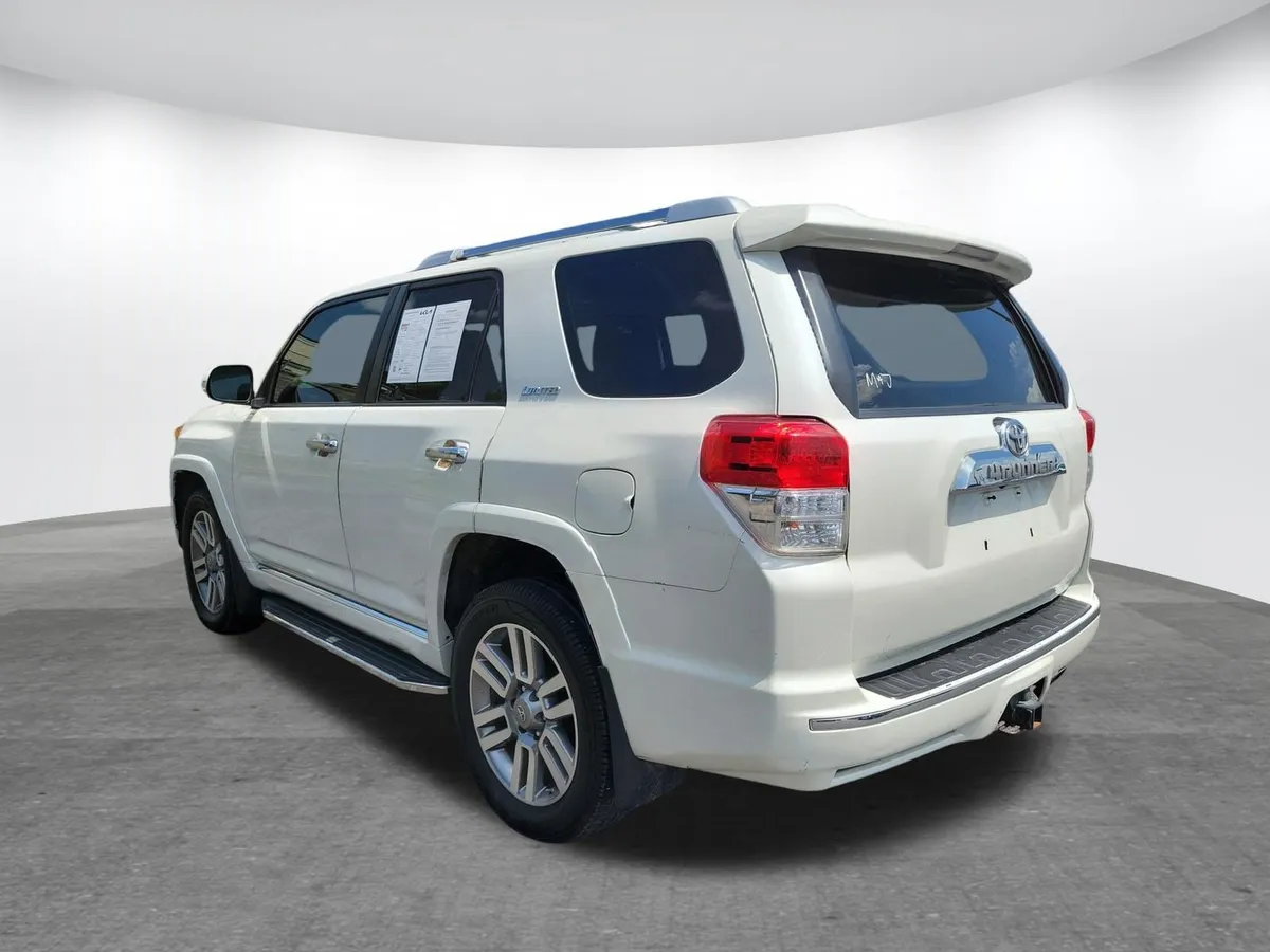 2012 Toyota 4Runner Limited thumbnail 23