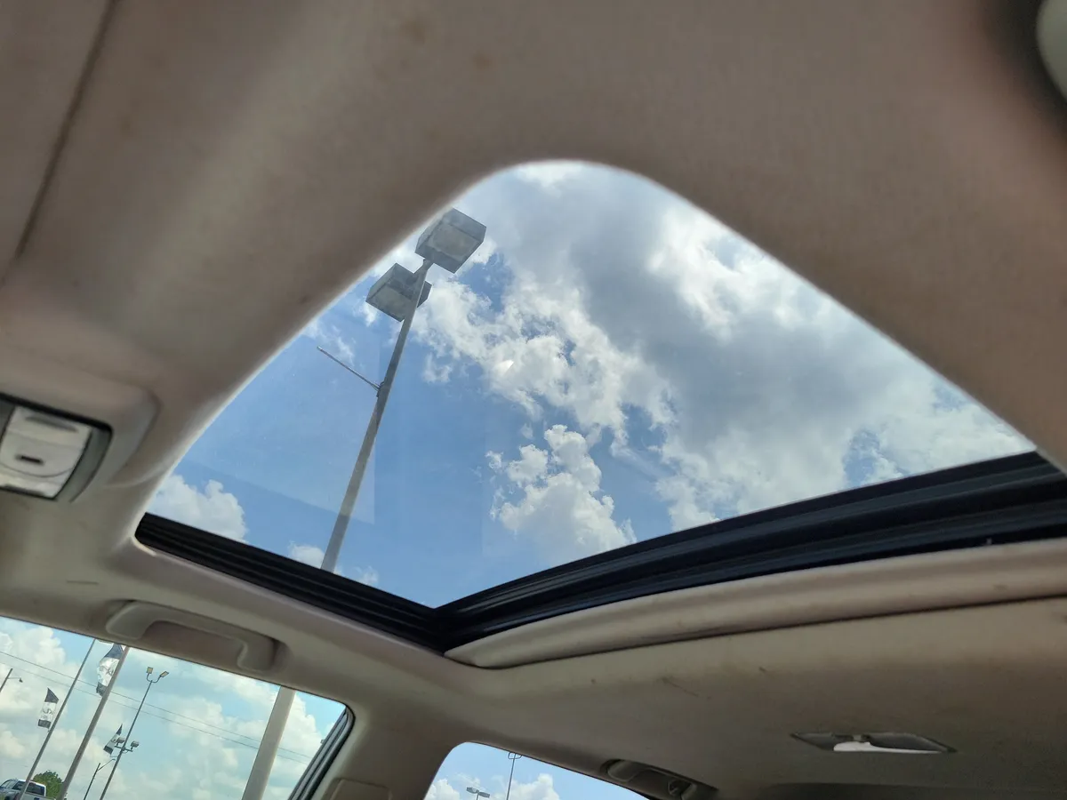 2012 Toyota 4Runner Limited thumbnail 3