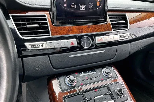 2013 Audi A8 L 4.0T thumbnail 23