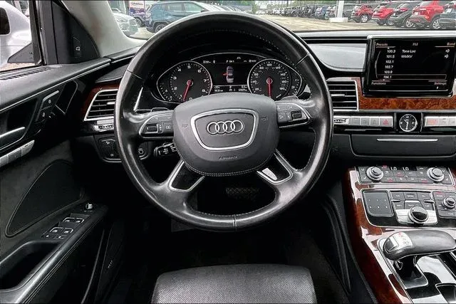 2013 Audi A8 L 4.0T thumbnail 8