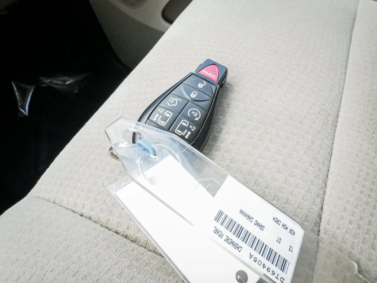 2013 Dodge Grand Caravan Crew thumbnail 35