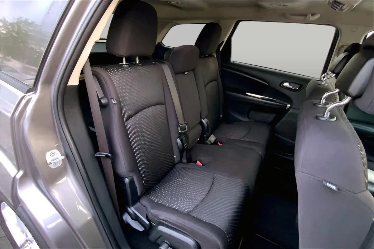 2013 Dodge Journey SXT thumbnail 18