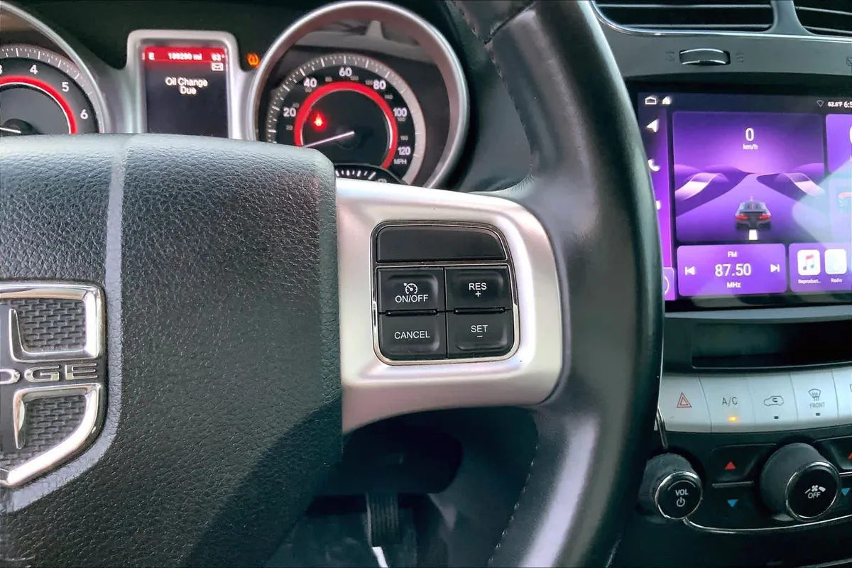 2013 Dodge Journey SXT thumbnail 23