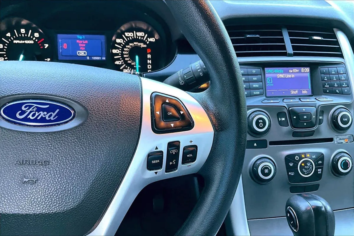2013 Ford Edge SE thumbnail 25