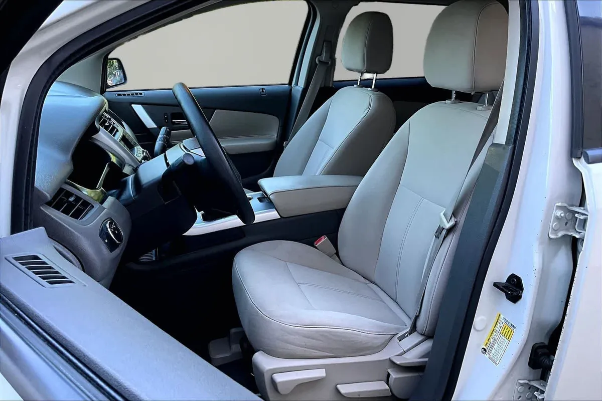 2013 Ford Edge SE thumbnail 8