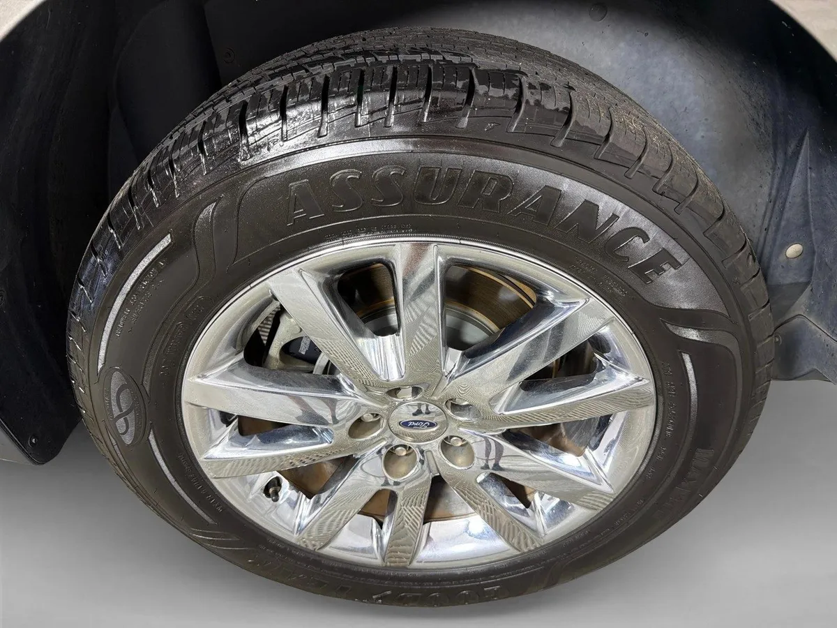2013 Ford Edge SEL thumbnail 17