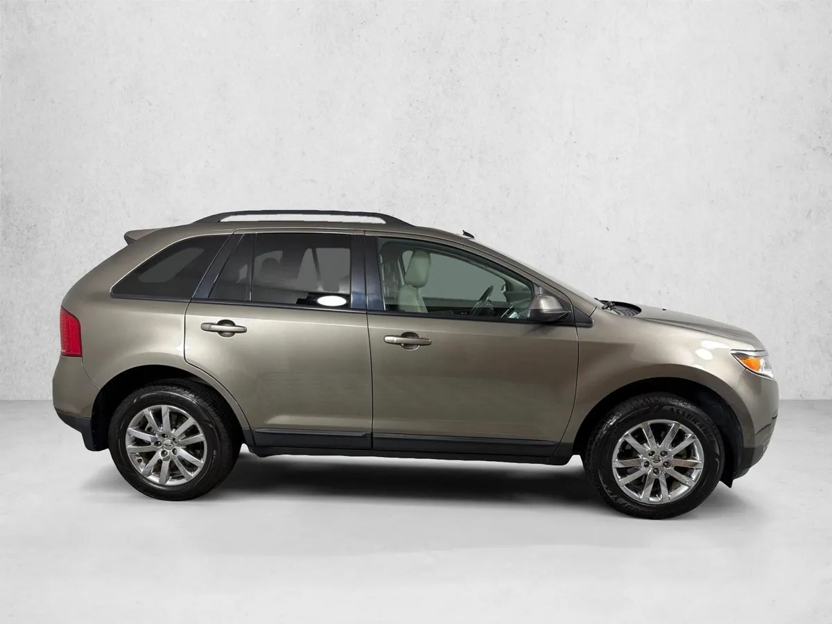 2013 Ford Edge SEL thumbnail 2