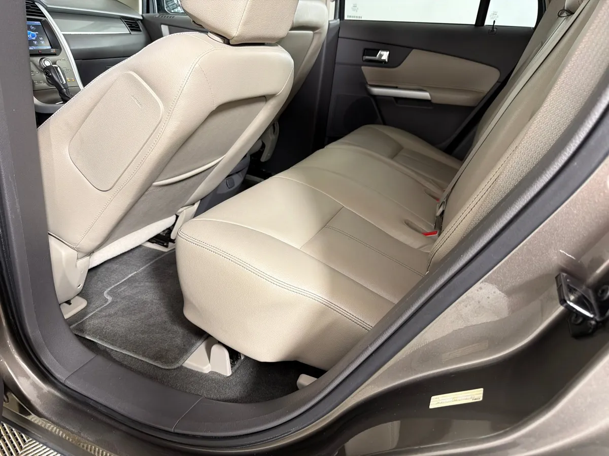 2013 Ford Edge SEL thumbnail 21