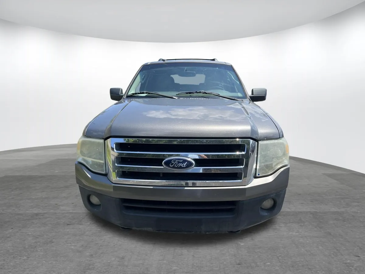2013 Ford Expedition XL thumbnail 2