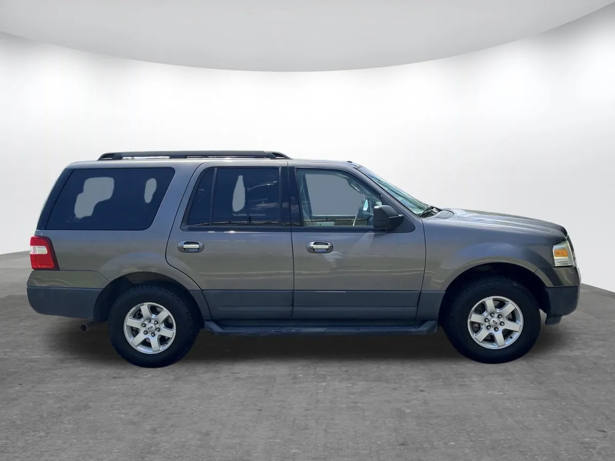 2013 Ford Expedition XL thumbnail 7