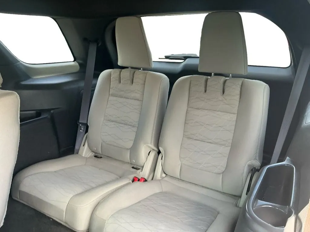 2013 Ford Explorer Base thumbnail 21