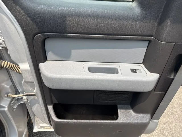2013 Ford F-150 thumbnail 17