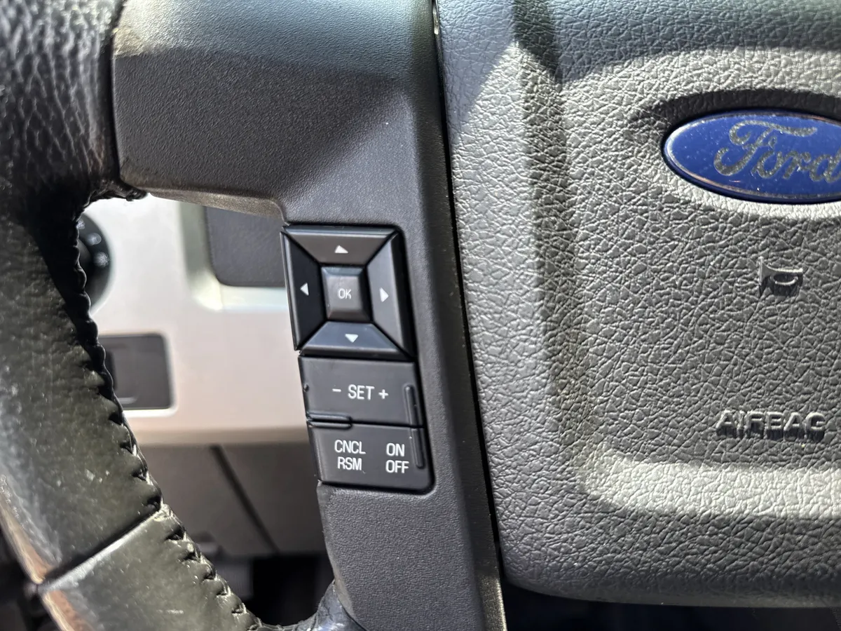2013 Ford F-150 FX2 thumbnail 24