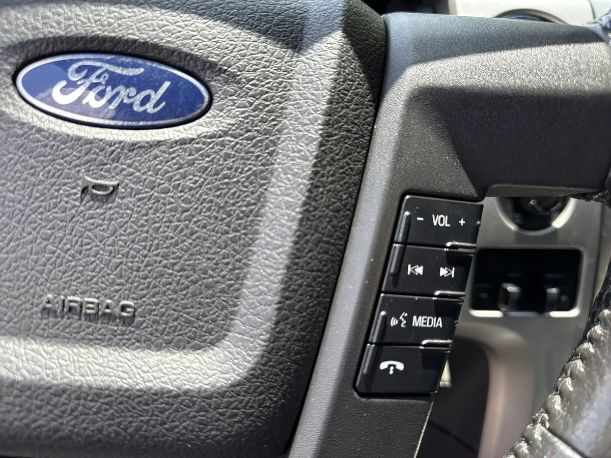 2013 Ford F-150 FX2 thumbnail 25