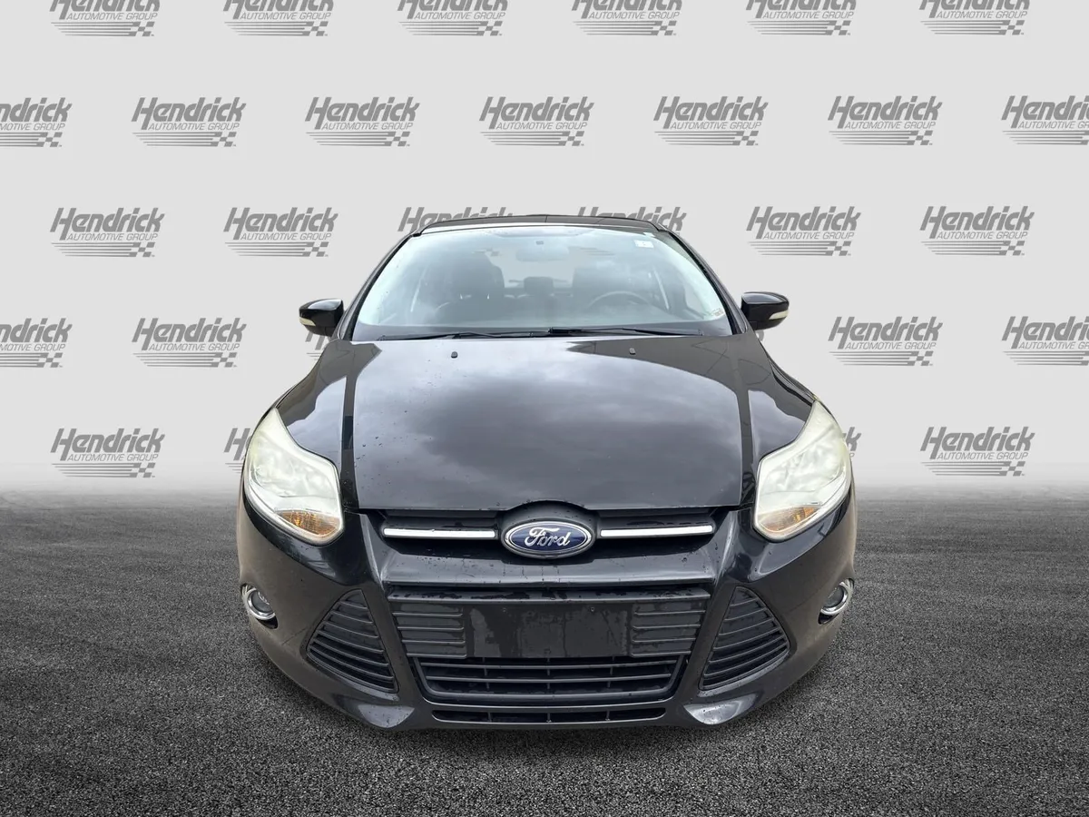 2013 Ford Focus SE thumbnail 5