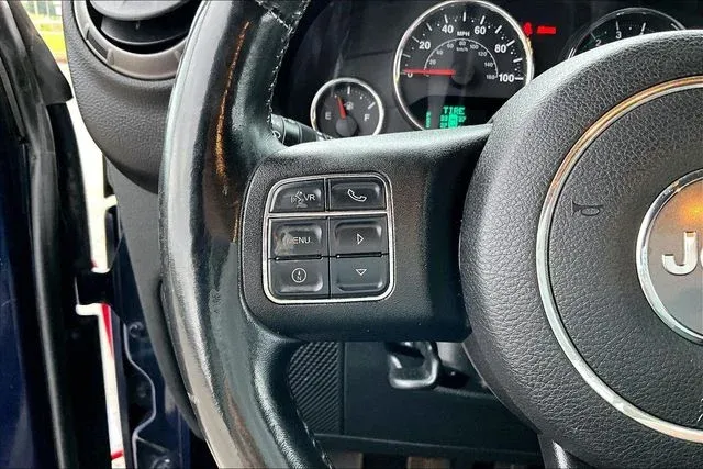 2013 Jeep Wrangler Sport thumbnail 10