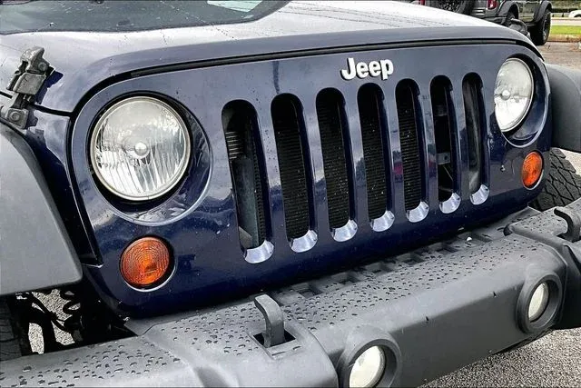 2013 Jeep Wrangler Sport thumbnail 22
