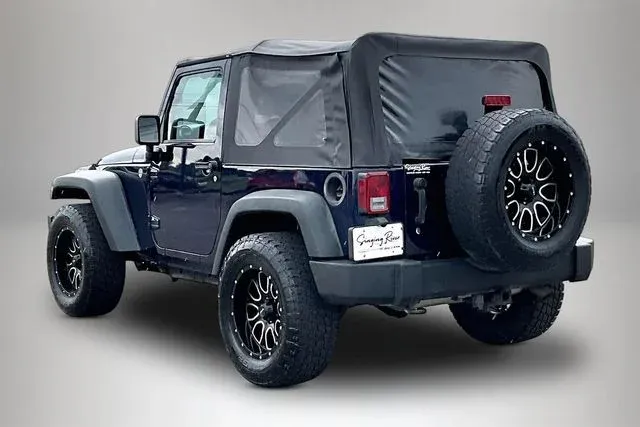 2013 Jeep Wrangler Sport thumbnail 4