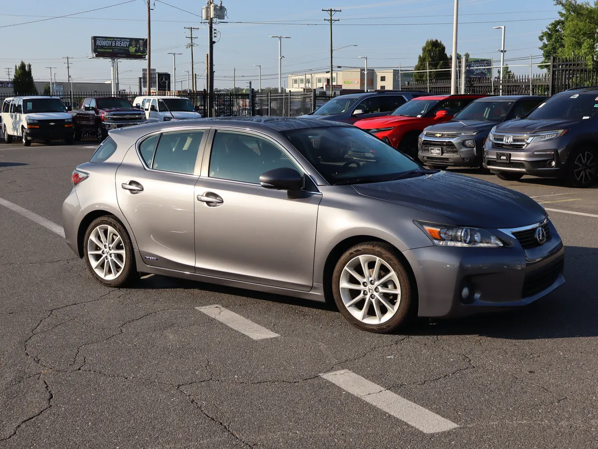 2013 Lexus CT 200h Hybrid thumbnail 13