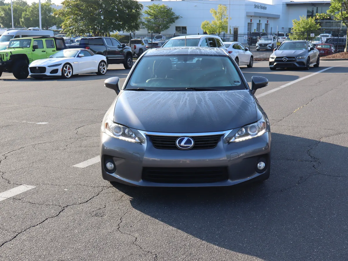 2013 Lexus CT 200h Hybrid thumbnail 14