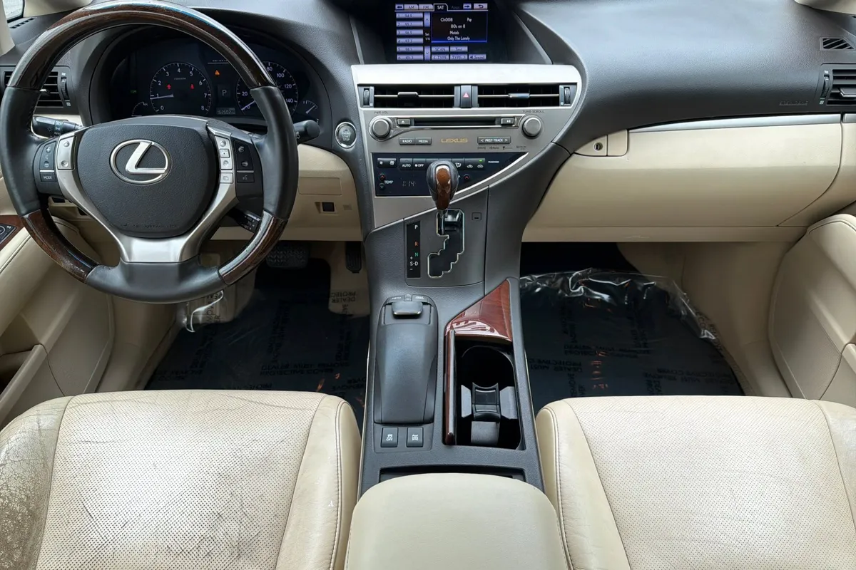 2013 Lexus RX 350 thumbnail 16