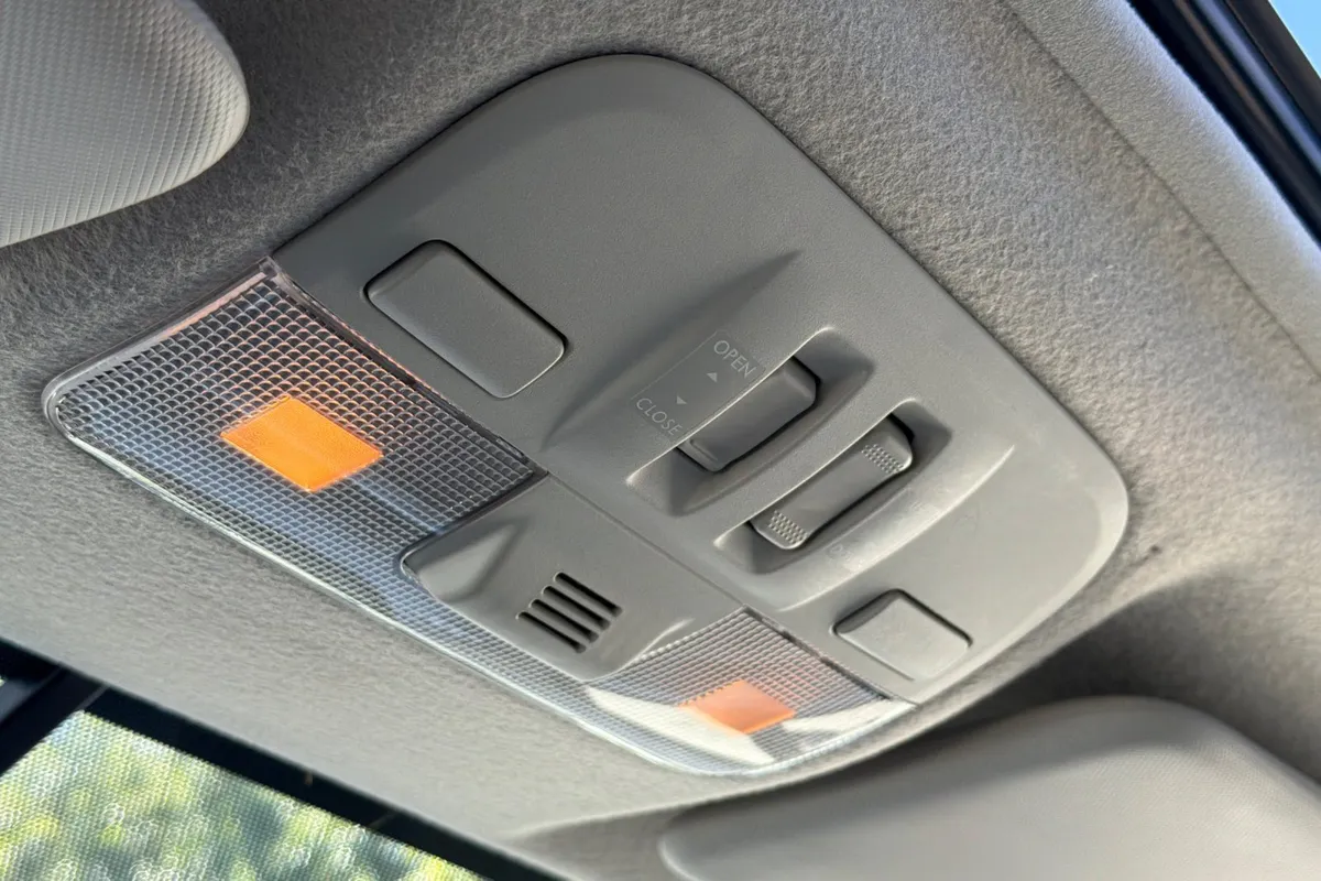 2013 Subaru XV Crosstrek Limited thumbnail 21