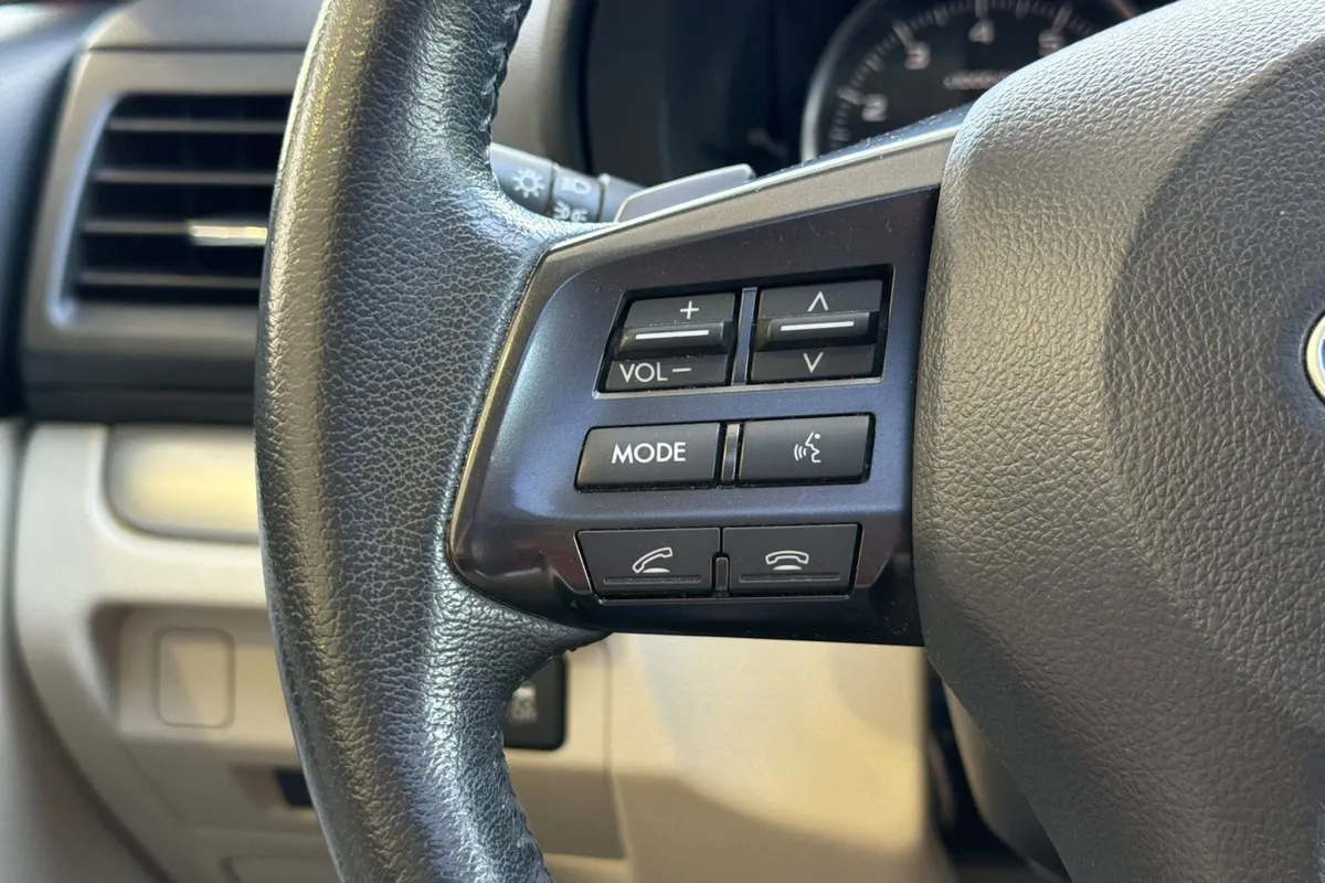 2013 Subaru XV Crosstrek Limited thumbnail 27