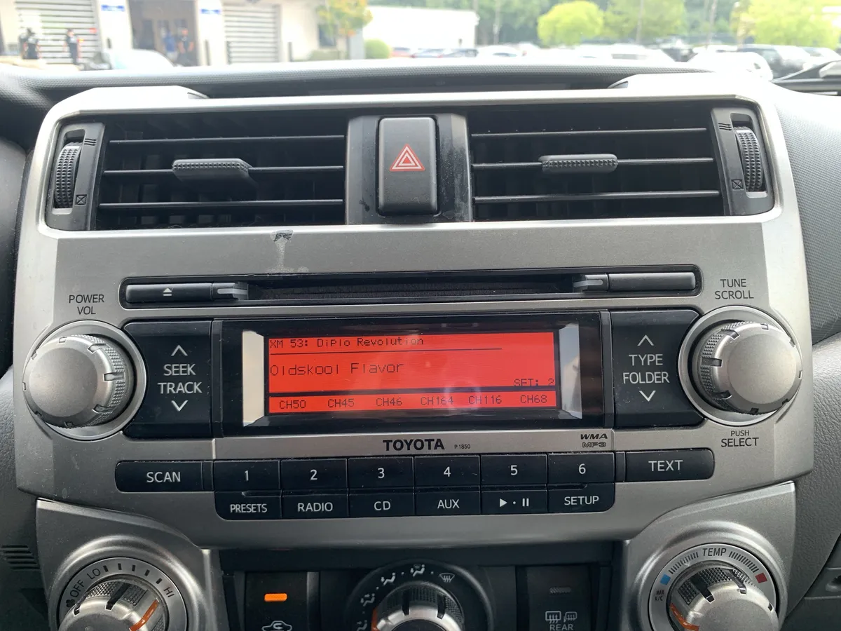 2013 Toyota 4Runner SR5 thumbnail 21