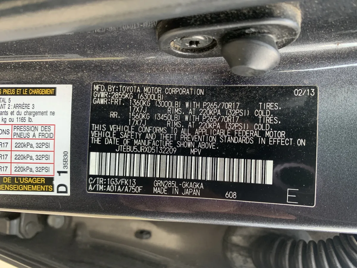 2013 Toyota 4Runner SR5 thumbnail 34