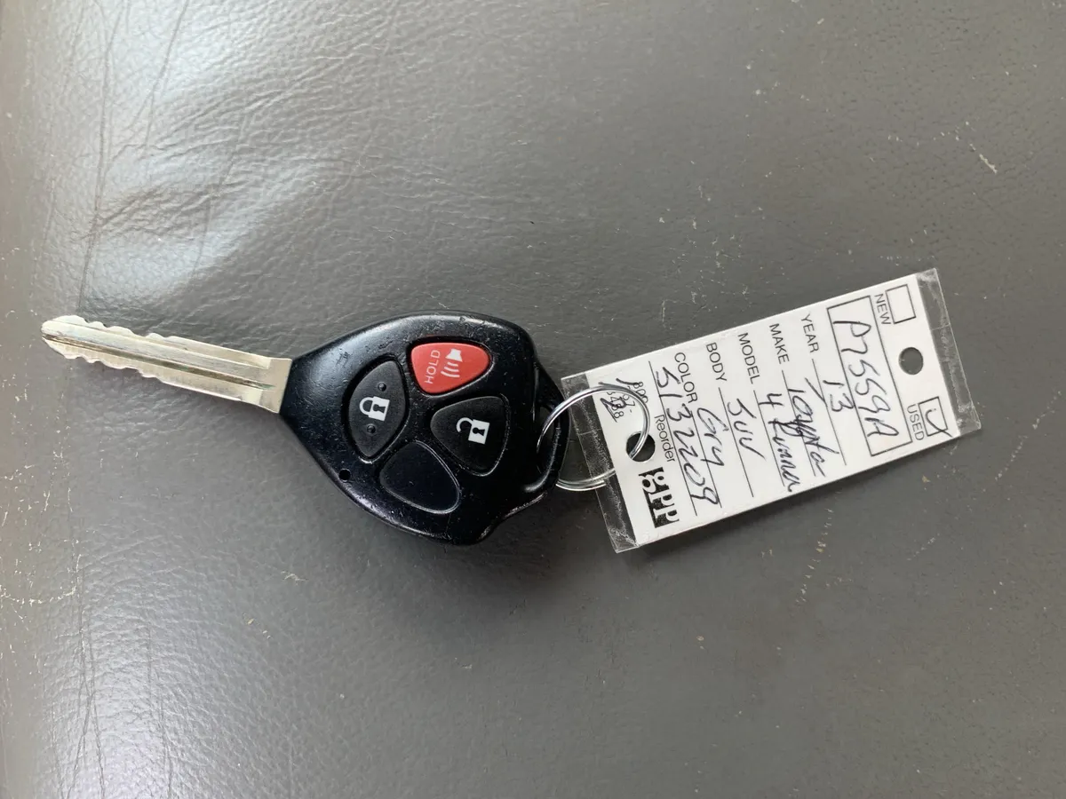 2013 Toyota 4Runner SR5 thumbnail 35