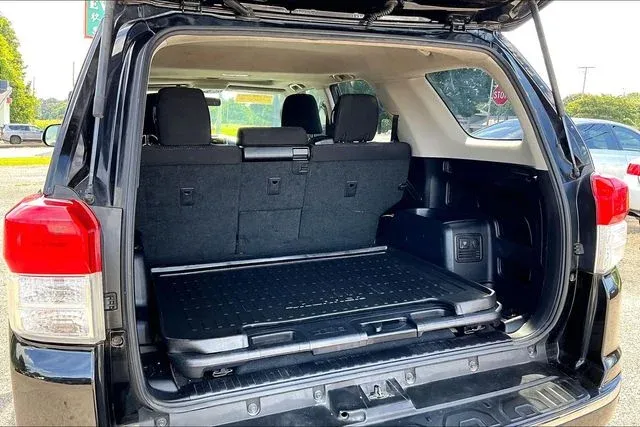 2013 Toyota 4Runner SR5 thumbnail 29