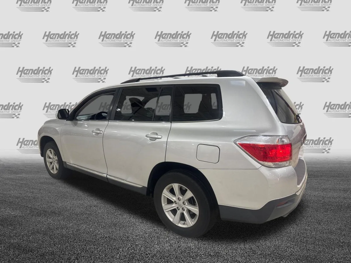 2013 Toyota Highlander SE thumbnail 7