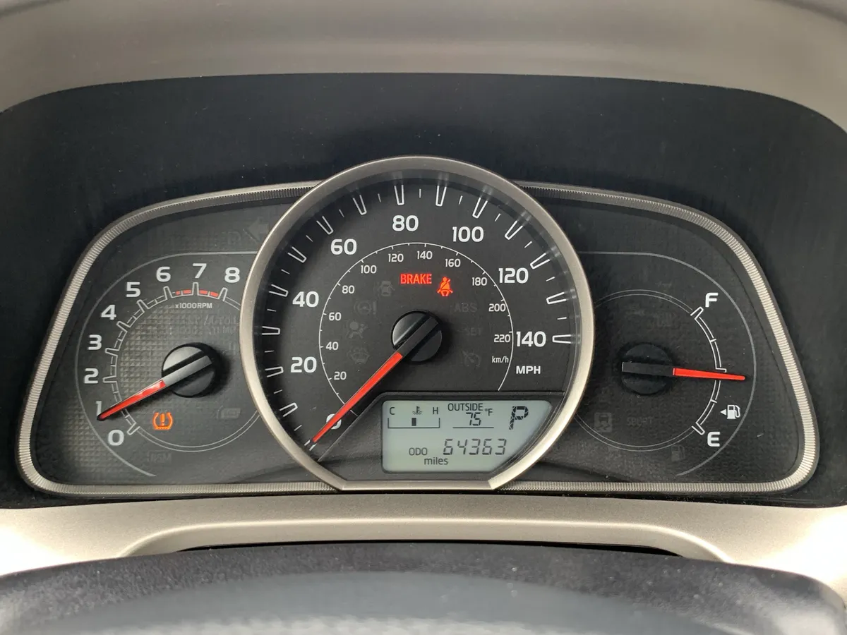 2013 Toyota RAV4 XLE thumbnail 20